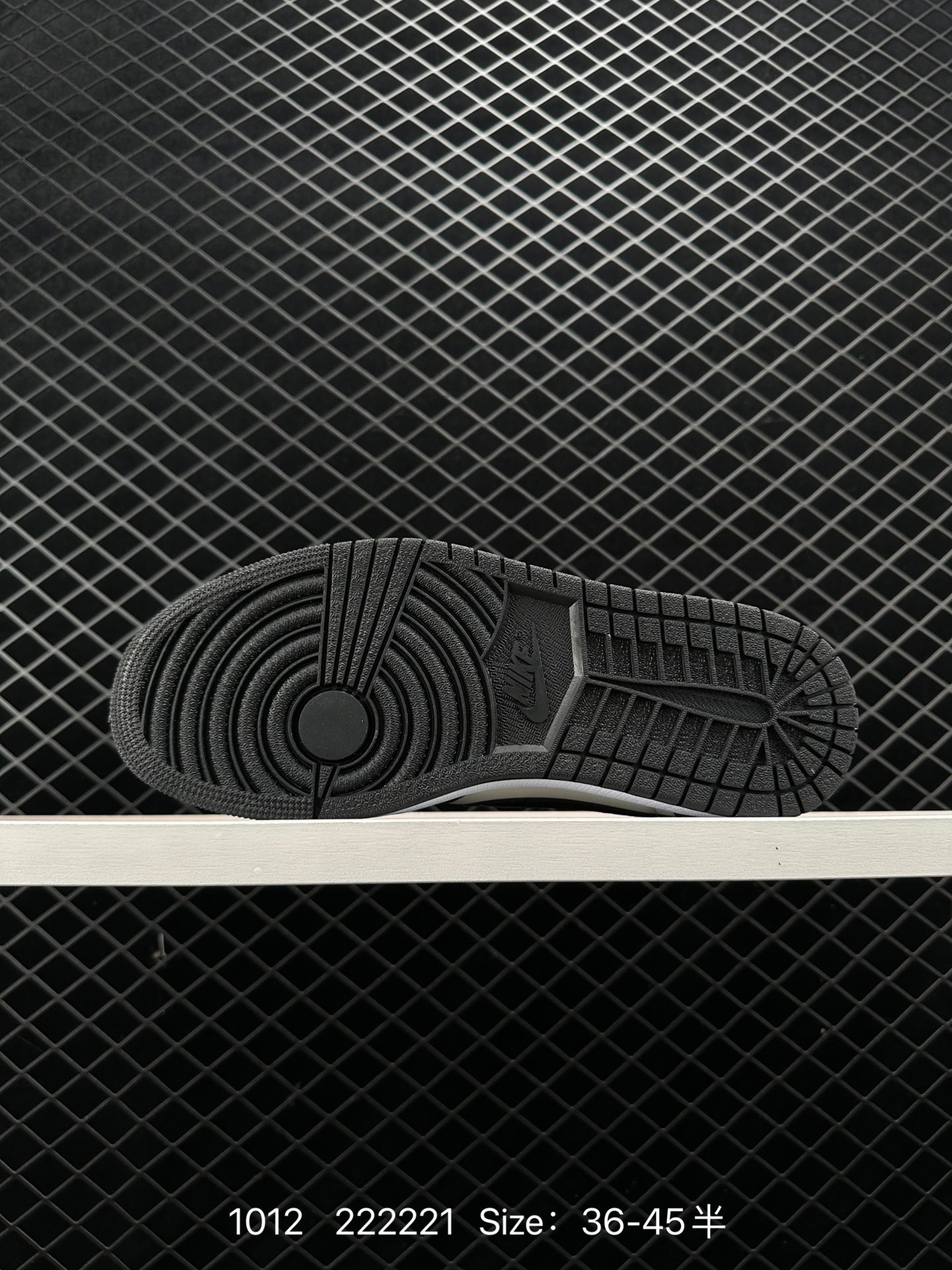 Travis Scott x Tiffany & Co. x Nike Air Jordan 1 Low OG SP